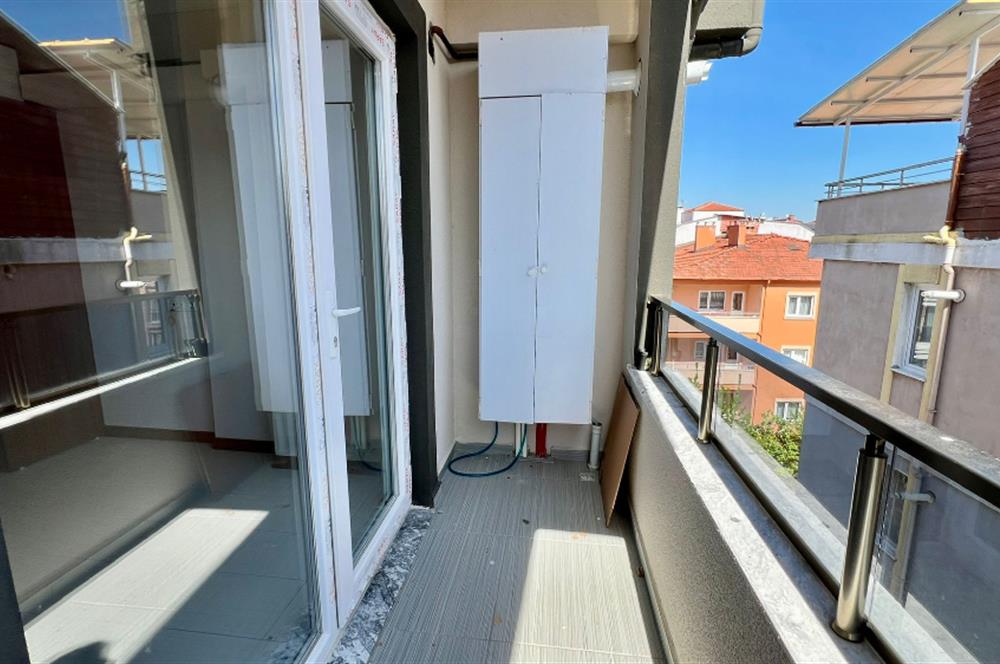 C21 BAL'DAN BAHÇELİEVLER'DE TERASLI 2+1 KİRALIK DAİRE