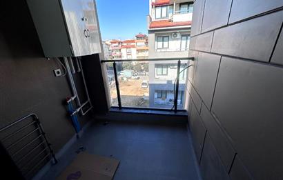 Century 21 Net'ten Kınıklı'da Sıfır Eşyalı Fırsat 1+1 Apart