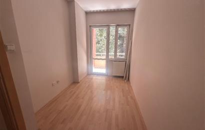 Zekeriyaköy medyakent sitesinde satılık 2+1 daire