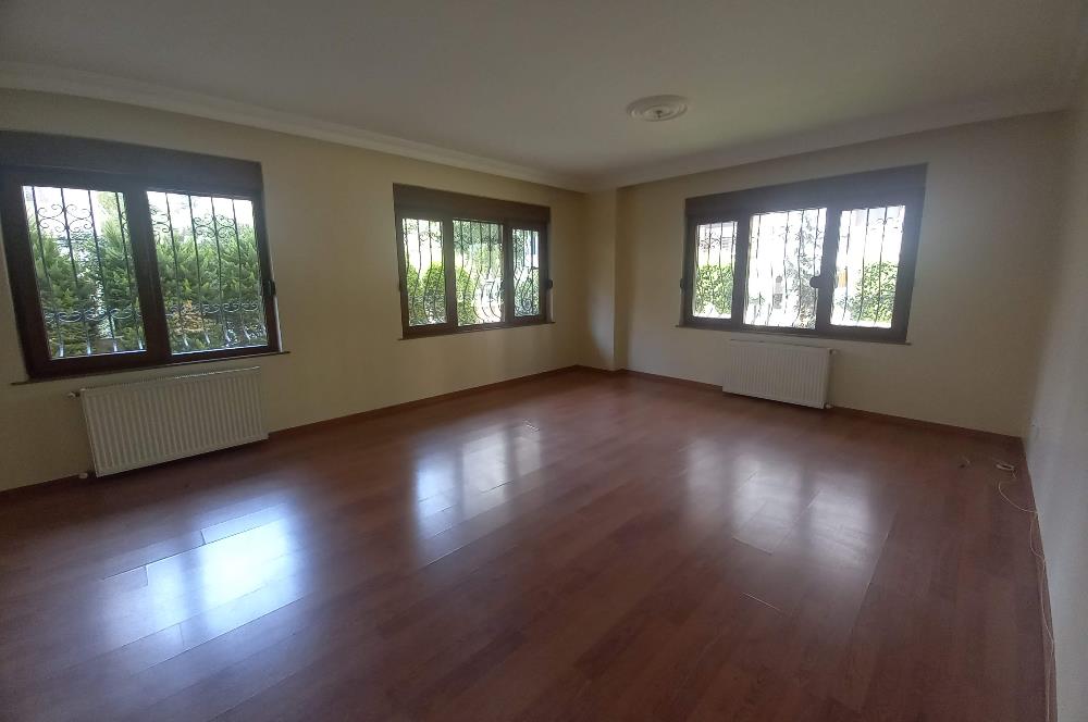 ERENKÖY BAĞDAT CAD.ÇOK YAKIN KİRALIK 2+1 DAİRE