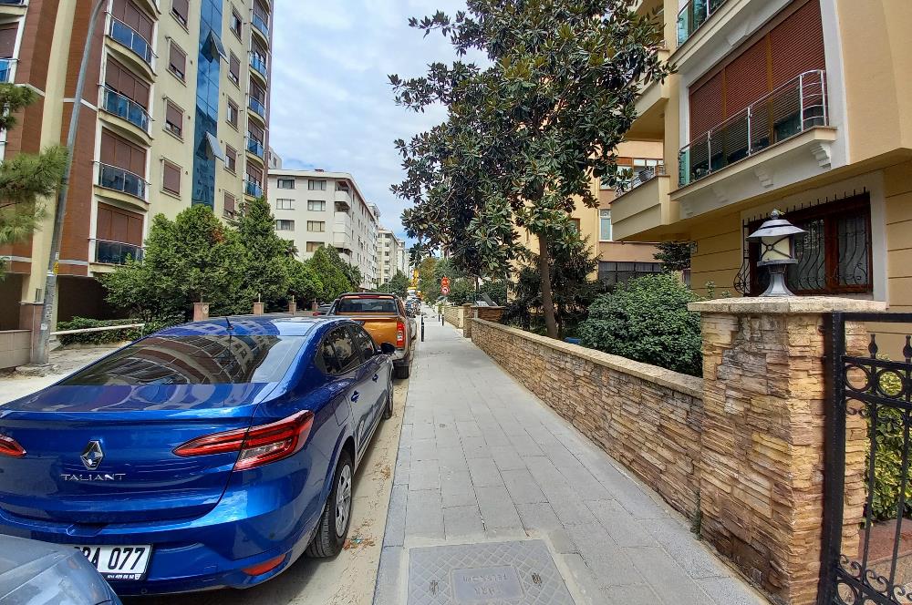 ERENKÖY BAĞDAT CAD.ÇOK YAKIN KİRALIK 2+1 DAİRE