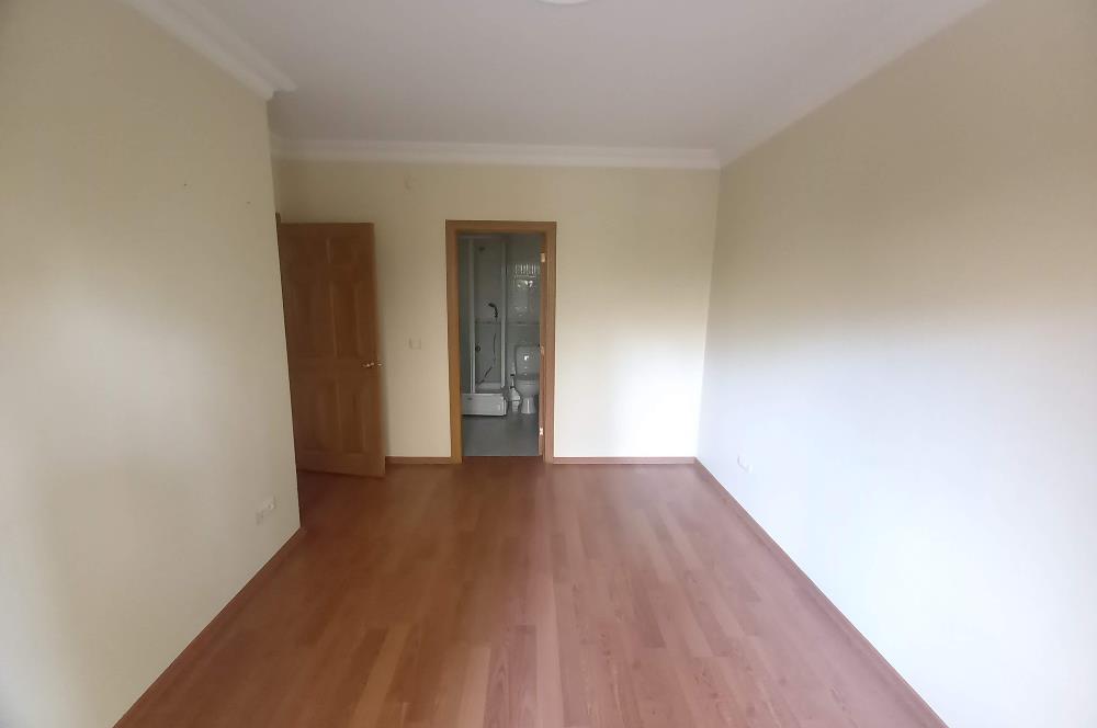 ERENKÖY BAĞDAT CAD.ÇOK YAKIN KİRALIK 2+1 DAİRE