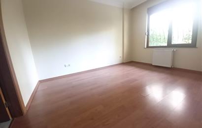 ERENKÖY BAĞDAT CAD.ÇOK YAKIN KİRALIK 2+1 DAİRE