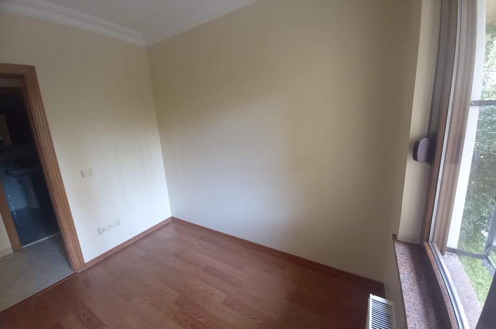 ERENKÖY BAĞDAT CAD.ÇOK YAKIN KİRALIK 2+1 DAİRE