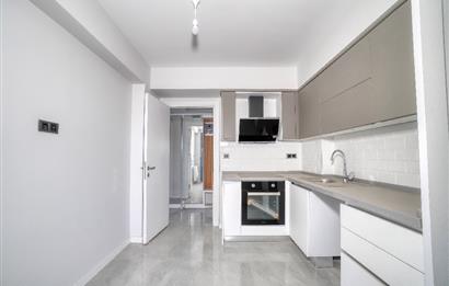Çiğli/Balatçık Havuzlu Site'de SATILIK 2+1 Kapalı Mutfak Daire