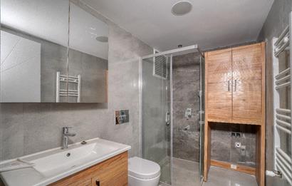 Çiğli/Balatçık Havuzlu Site'de SATILIK 2+1 Kapalı Mutfak Daire