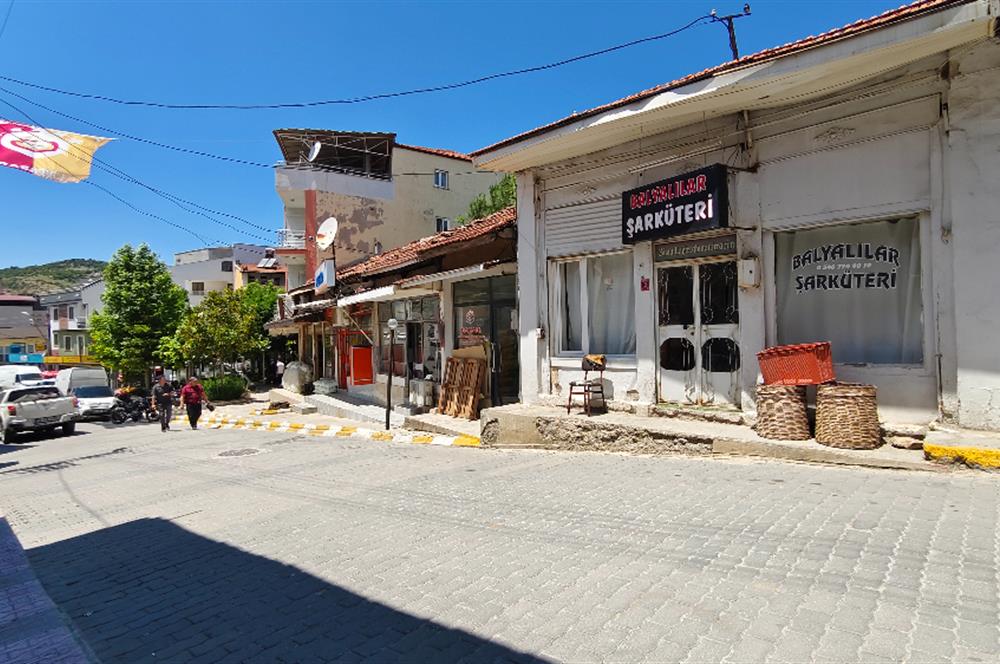 C21 LOCA'DAN BALYA ÇARŞISINDA KONUT VE 2 ADET DÜKKAN 571,77 m²