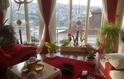 SÜTLÜCE BADEMLİK HALİÇ MANZARALI FULL EŞYALI IKİRALIK ULTRA LÜKS DAİRE 