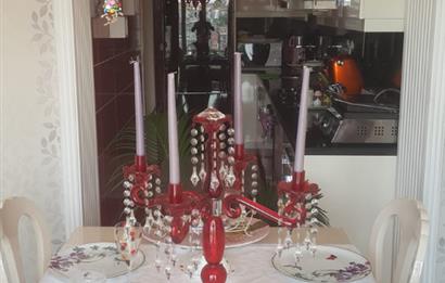 SÜTLÜCE BADEMLİK HALİÇ MANZARALI FULL EŞYALI IKİRALIK ULTRA LÜKS DAİRE 