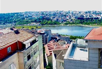 SÜTLÜCE BADEMLİK HALİÇ MANZARALI FULL EŞYALI IKİRALIK ULTRA LÜKS DAİRE 