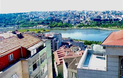 SÜTLÜCE BADEMLİK HALİÇ MANZARALI FULL EŞYALI IKİRALIK ULTRA LÜKS DAİRE 