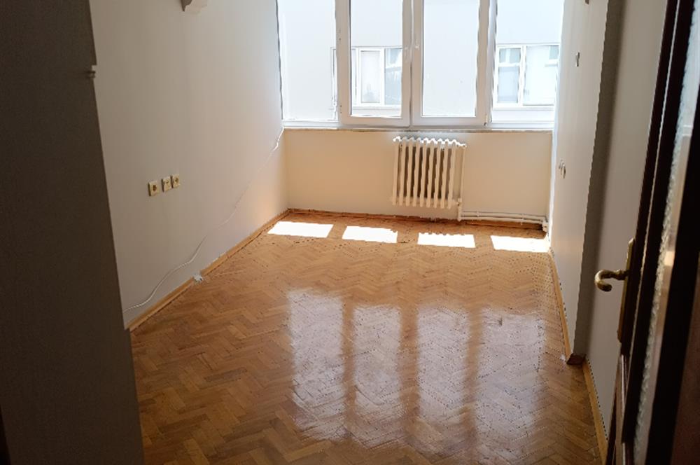 C21 LOCA'DA ATATÜRK MAHALLESİNDE KİRALIK 2+1 DAİRE