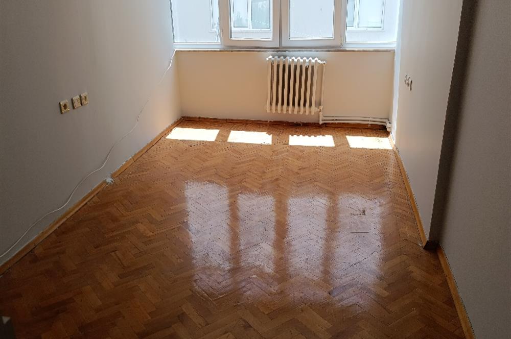 C21 LOCA'DA ATATÜRK MAHALLESİNDE KİRALIK 2+1 DAİRE