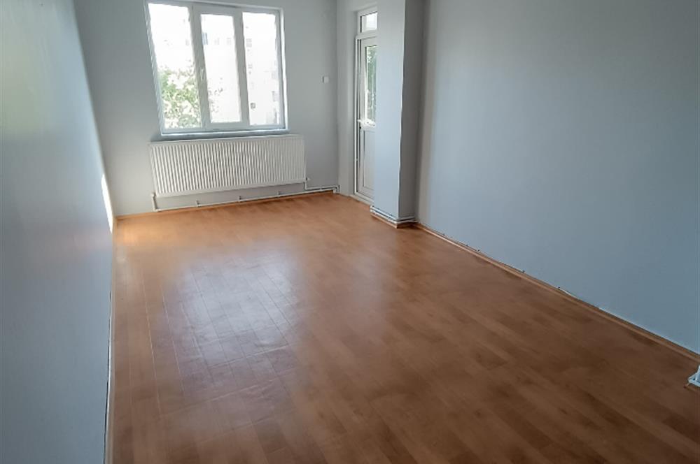 C21 LOCA'DAN SATILIK KULLANIŞLI BAKIMLI 2+1 DAİRE