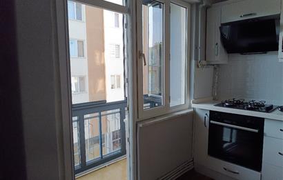 C21 LOCA'DAN SATILIK KULLANIŞLI BAKIMLI 2+1 DAİRE