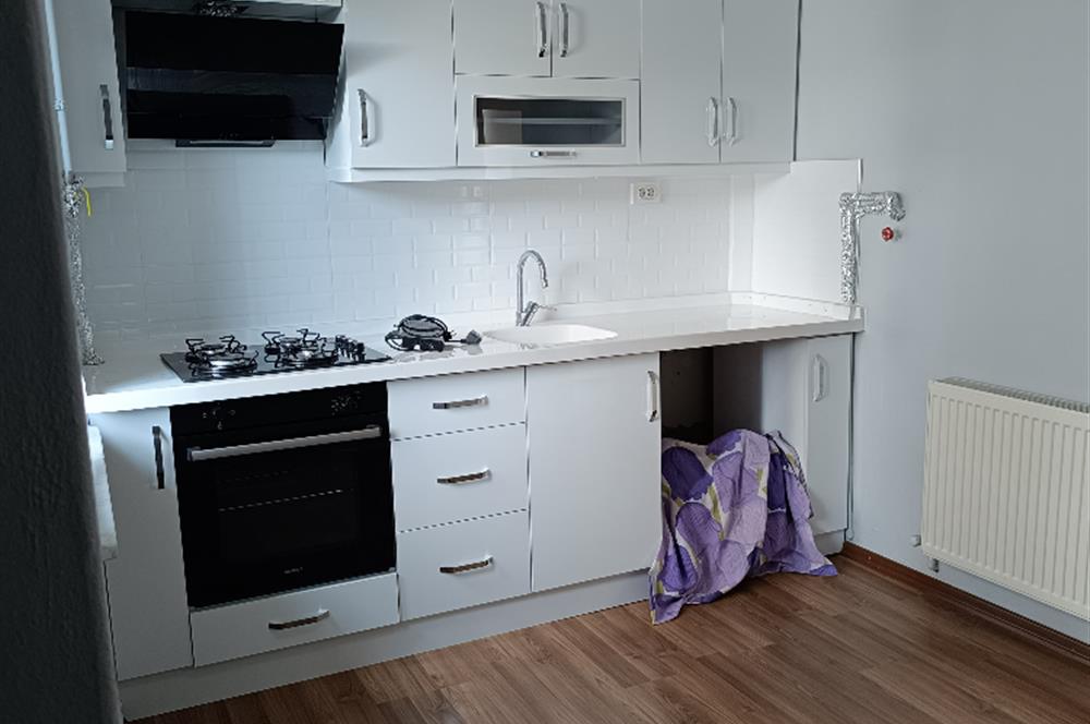 C21 LOCA'DAN SATILIK KULLANIŞLI BAKIMLI 2+1 DAİRE