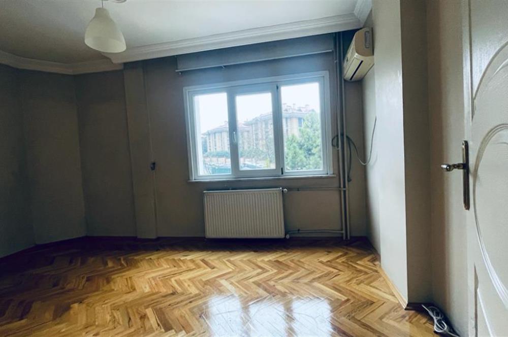 ALTUNİZADE MÜKEMMEL LOKASYONDA GURUR SİTESİ KİRALIK 3+1