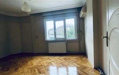 ALTUNİZADE MÜKEMMEL LOKASYONDA GURUR SİTESİ KİRALIK 3+1