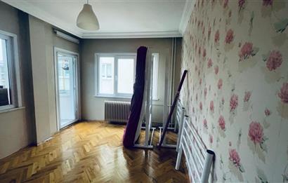 ALTUNİZADE MÜKEMMEL LOKASYONDA GURUR SİTESİ KİRALIK 3+1