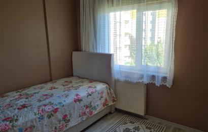 ÇAMLIK MAHALLESİ MANOLYA SİTESİNDE EŞYALI 2+1 KİRALIK DAİRE