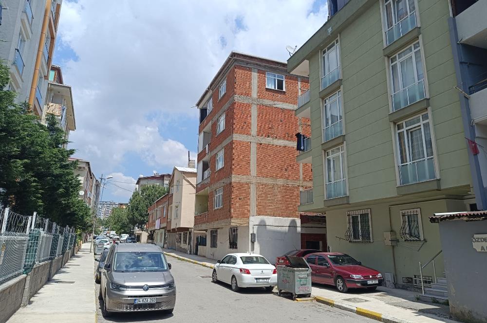 PENDİK ESENLER MAHALLESİNDE SATILIK 3+1 ARA KAT DAİRE