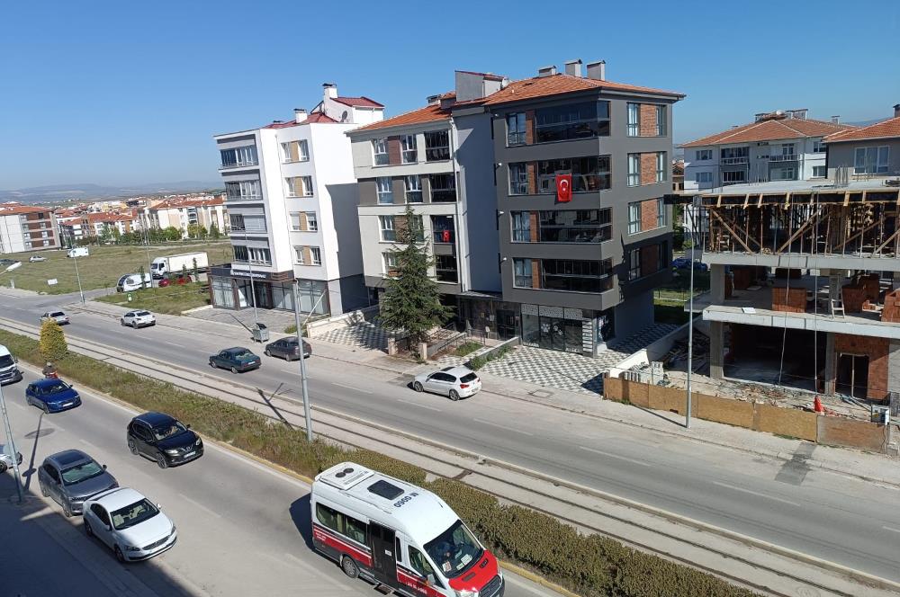 CENTURY 21 VİZYON'DAN GÜNDÜZ ÖKÇÜN BULVARINDA KİRALIK 2+1 DAİRE