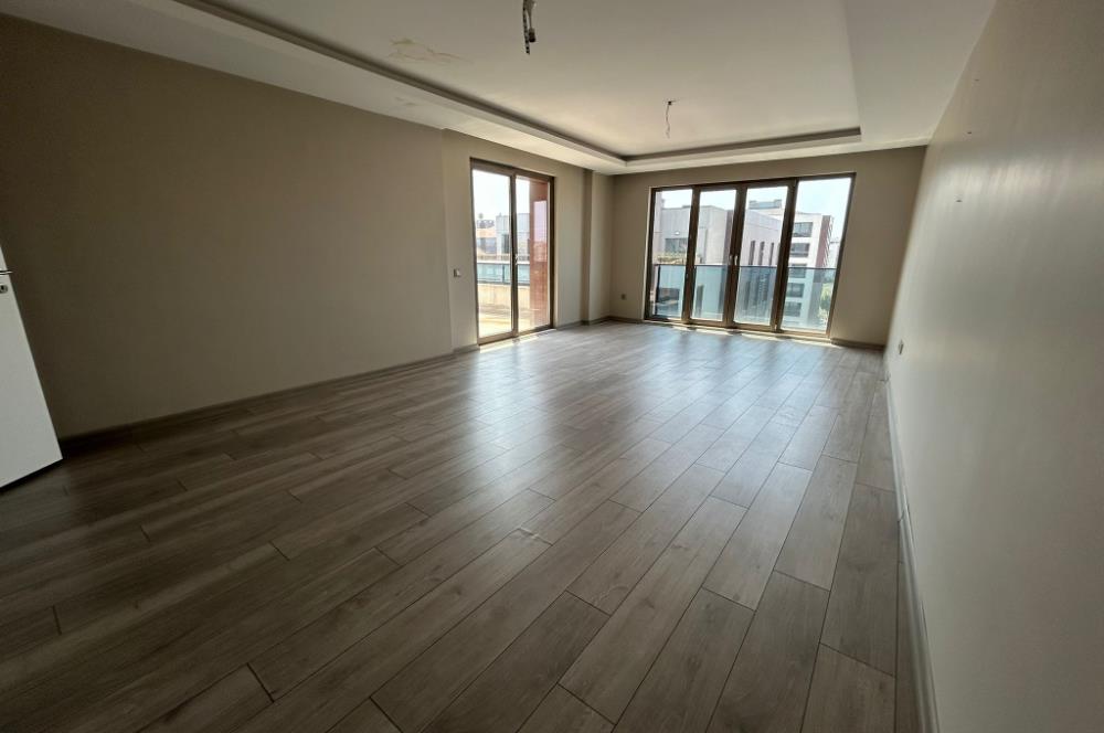 Ertuğrul Mah.Bulvarda lüx 5+2 Kiralık Dubleks Daire