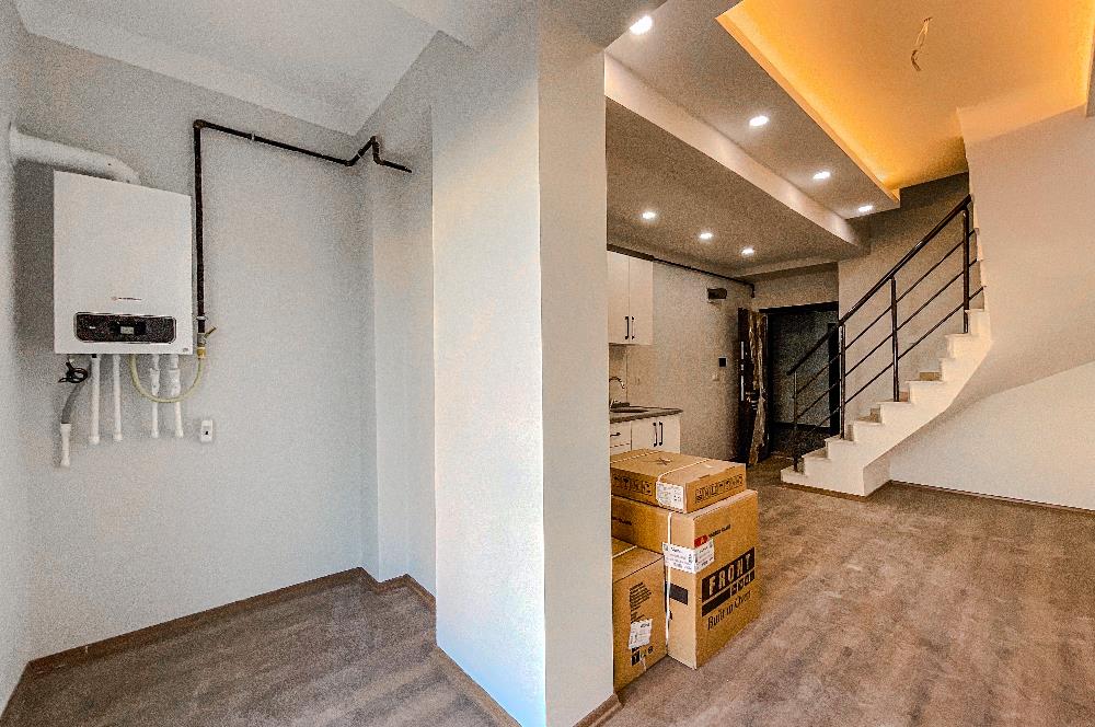 C21 Loca'dan Şehir Hastanesinde Kiralık Geniş 1+1 Dubleks Daire