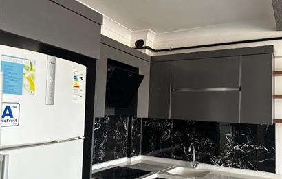 İNCEK MAHALLESİNDE AİDAT DAHİL EŞYALI 1+1 KİRALIK DAİRE