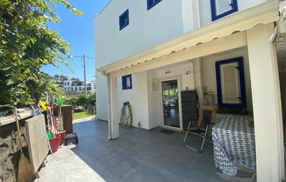 Bodrum Ortakent Yahşi’de Özel Kum Plajlı - Havuzlu Site İçerisinde Kiralık Deniz Manzaralı Müstakil Bahçeli Dubleks