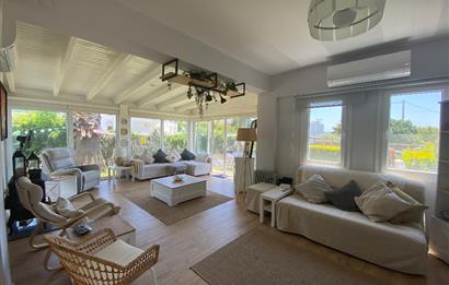 Bodrum Ortakent Yahşi’de Özel Kum Plajlı - Havuzlu Site İçerisinde Kiralık Deniz Manzaralı Müstakil Bahçeli Dubleks