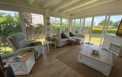 Bodrum Ortakent Yahşi’de Özel Kum Plajlı - Havuzlu Site İçerisinde Kiralık Deniz Manzaralı Müstakil Bahçeli Dubleks