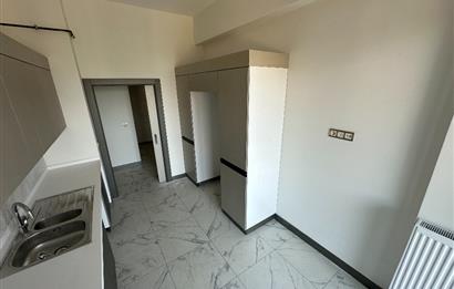 CENTURY21 UZMANDAN ÇÖMLEKÇİ TOKİ'DE LÜKS KİRALIK 2+1 REZİDANS
