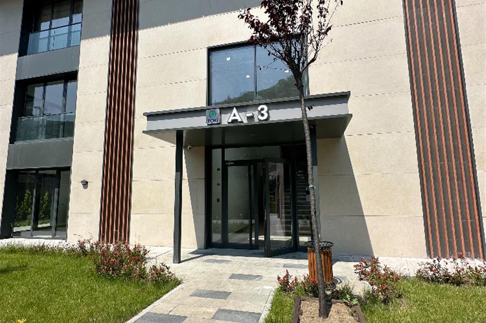 CENTURY21 UZMANDAN ÇÖMLEKÇİ TOKİ'DE LÜKS KİRALIK 2+1 REZİDANS
