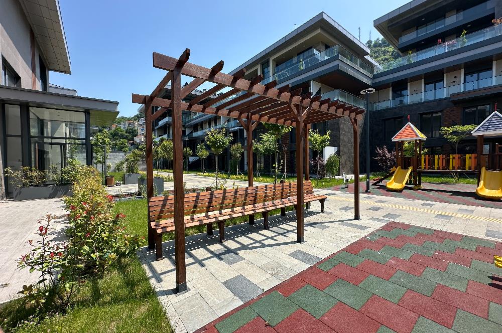 CENTURY21 UZMANDAN ÇÖMLEKÇİ TOKİ'DE LÜKS KİRALIK 2+1 REZİDANS