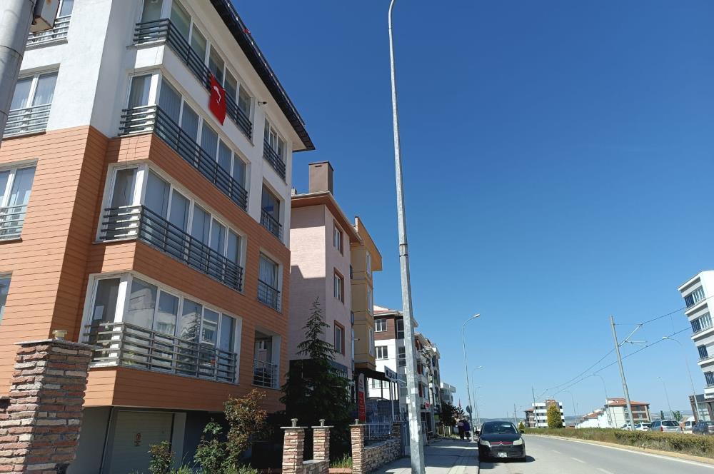 CENTURY 21 VİZYON'DAN GÜNDÜZ ÖKÇÜN BULVARINDA KİRALIK 2+1 DAİRE