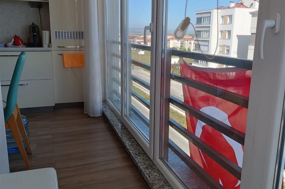 CENTURY 21 VİZYON'DAN GÜNDÜZ ÖKÇÜN BULVARINDA KİRALIK 2+1 DAİRE