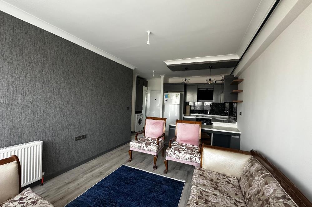 İNCEK MAHALLESİNDE AİDAT DAHİL EŞYALI 1+1 KİRALIK DAİRE