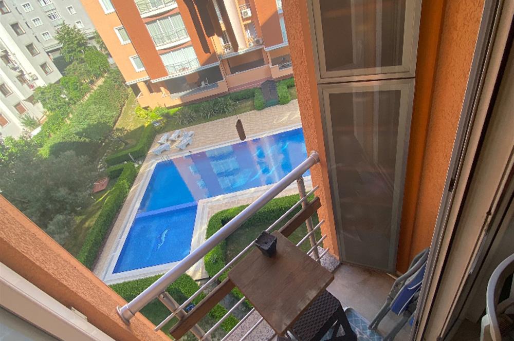 ATAŞEHİR TAPUSUNA PARALEL SOKAKTA SATILIK BÜYÜK 3+1 DAİRE
