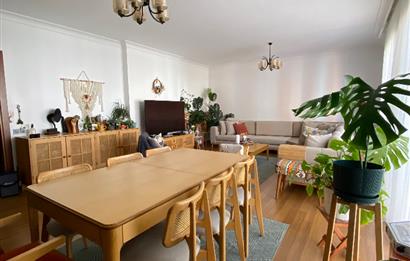 ATAŞEHİR TAPUSUNA PARALEL SOKAKTA SATILIK BÜYÜK 3+1 DAİRE