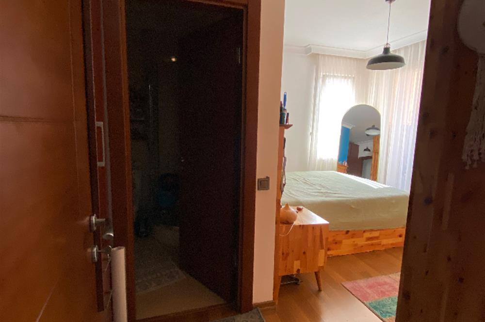 ATAŞEHİR TAPUSUNA PARALEL SOKAKTA SATILIK BÜYÜK 3+1 DAİRE