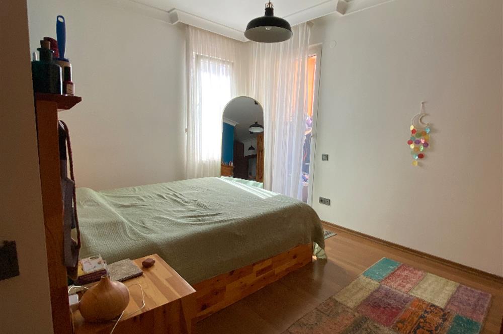 ATAŞEHİR TAPUSUNA PARALEL SOKAKTA SATILIK BÜYÜK 3+1 DAİRE