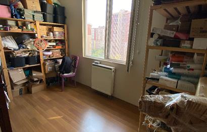 ATAŞEHİR TAPUSUNA PARALEL SOKAKTA SATILIK BÜYÜK 3+1 DAİRE