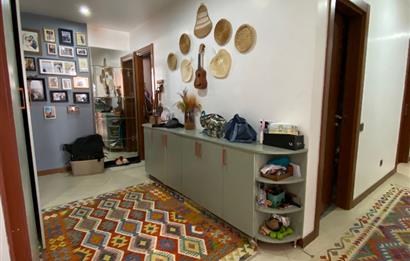 ATAŞEHİR TAPUSUNA PARALEL SOKAKTA SATILIK BÜYÜK 3+1 DAİRE