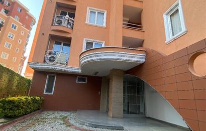 ATAŞEHİR TAPUSUNA PARALEL SOKAKTA SATILIK BÜYÜK 3+1 DAİRE