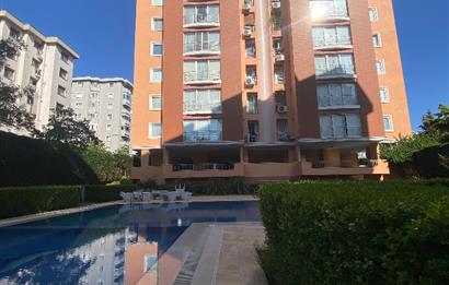 ATAŞEHİR TAPUSUNA PARALEL SOKAKTA SATILIK BÜYÜK 3+1 DAİRE