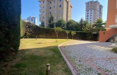 ATAŞEHİR TAPUSUNA PARALEL SOKAKTA SATILIK BÜYÜK 3+1 DAİRE