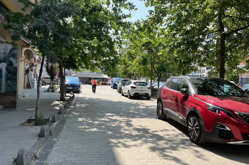 MALTEPE’DE MERKEZİ KONUMDA SATILIK DÜKKAN