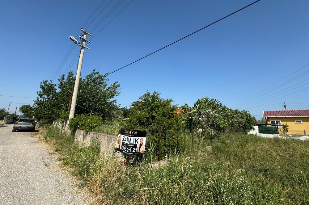 Urla İçmeler'de Denize Yakın 0.30 Emsalli Satılık Arsa