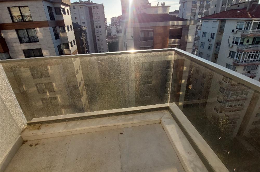 1251401145 ERENKÖY'DE BAĞDAT CADDE YAKINI 3+1 BALKONLU SIFIR KİRALIK DAİRE
